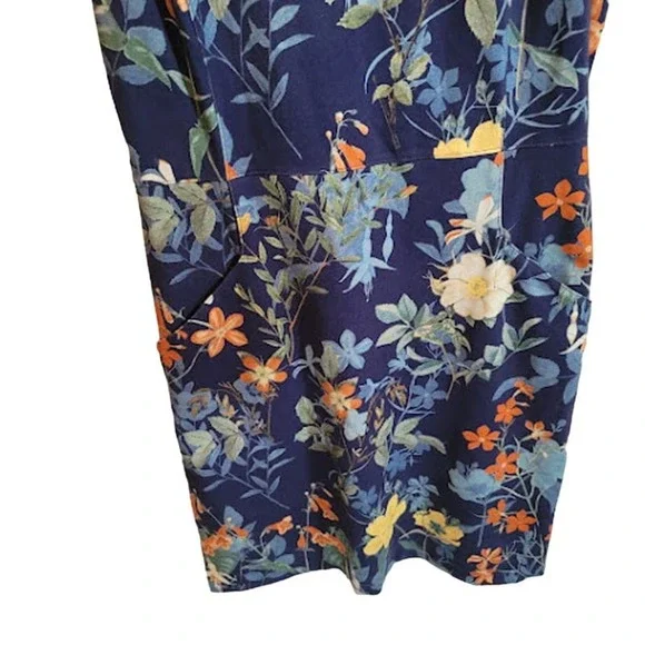 Lands End - Pencil dress- size 8p - Picture 3 of 9